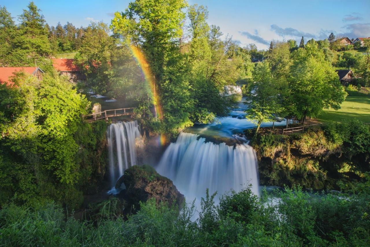 Apartman Visnja Slunj Luaran gambar